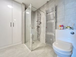 Photo 12- click for photo gallery